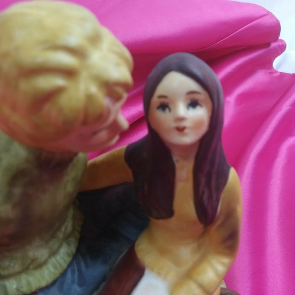 1971 Japan  Love Story Rotating Musical Figurine - Picture 3 of 7